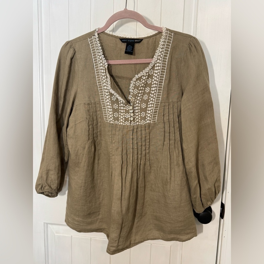 Saint Tropez West 100% linen Tan Blouse with White Embroidery